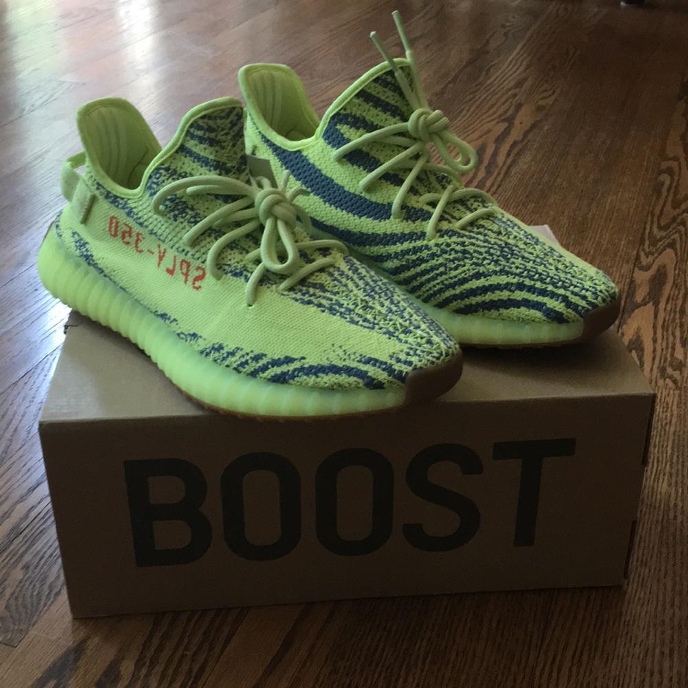 Yeezy Boost 350 V2 semi frozen